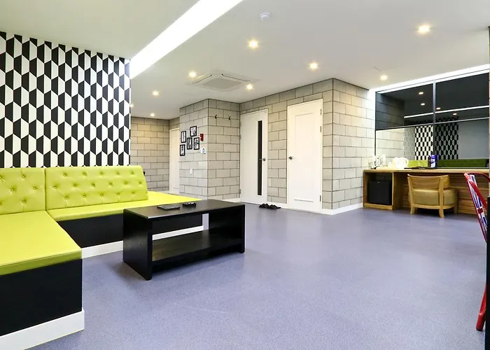 Hotel Home 3* Busan