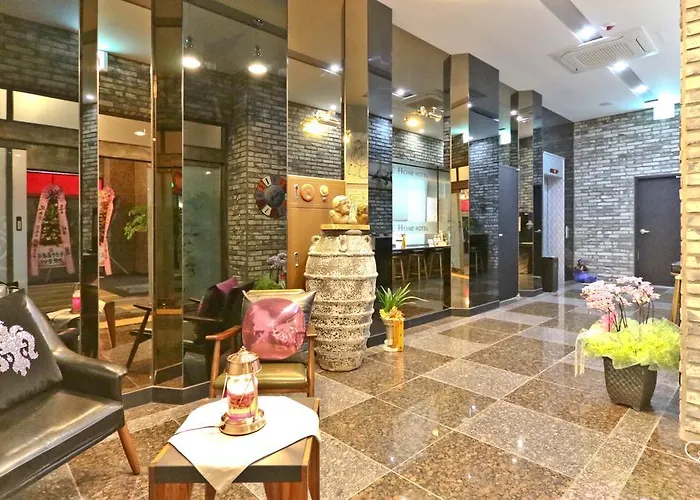 Hotel Home Hotel 3*