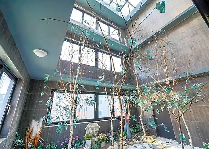 Hotel Home Hotel 3*