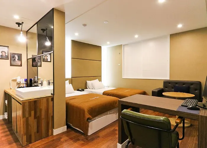 Hotel Home Hotel