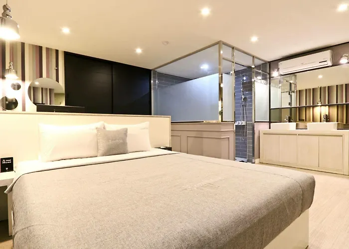 Hotel Home